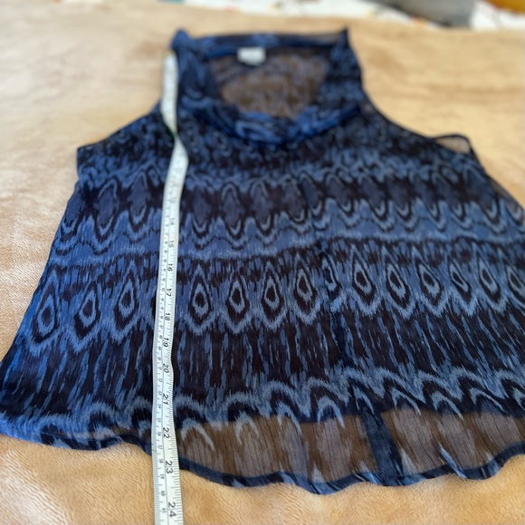 Converse One Star ⭐️ Sheer Cowl Neck Sleveless Top - Picture 13 of 15